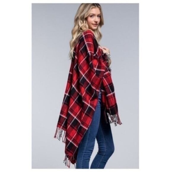 Red & Black Plaid Fringe Open Poncho Wrap Shawl-NEW - Picture 5 of 7